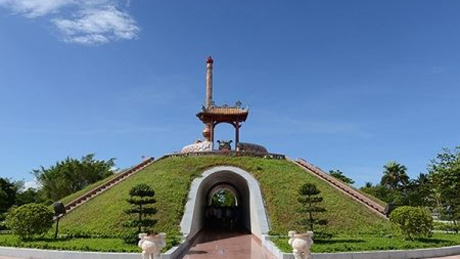 HÀ NỘI-ĐT MỘ ĐT VÕ NGUYÊN GIÁP - THÀNH CỔ QUẢNG TRỊ - NGÃ 3 ĐỒNG LỘC- HÀ NỘI